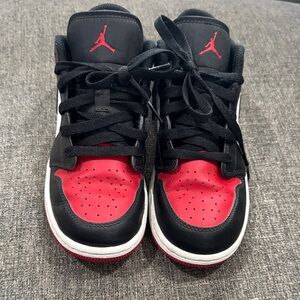 Air Jordan 1 Low Bred Toe, size 4.5Y